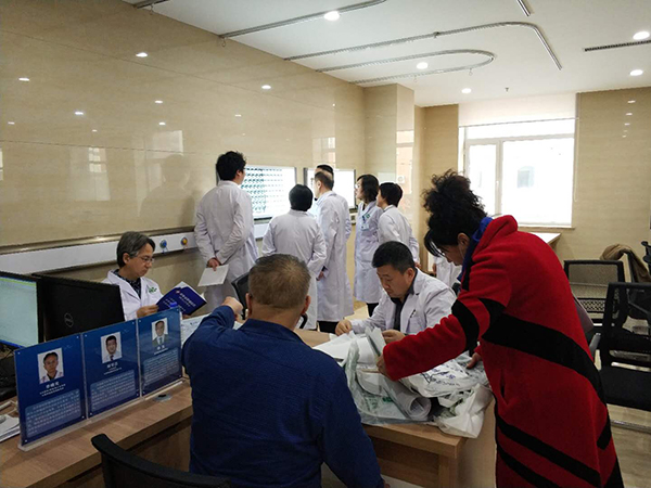 北京专家莅临亲诊，不出远门就能享受到尖端的医疗服务